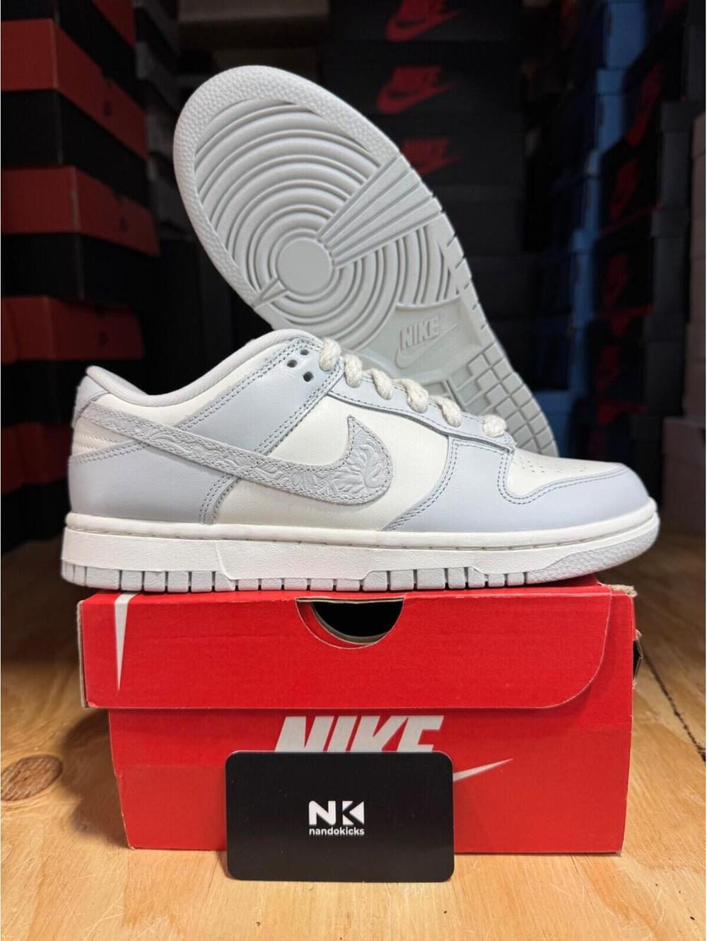 Wmns Nike Dunk Low 'Needlework' WOMENS SZ 7.5